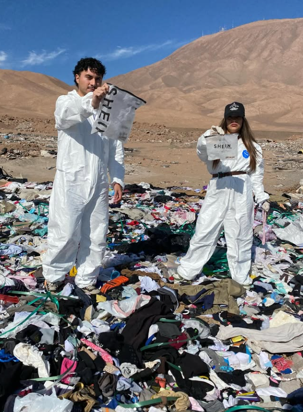 Comuna de Alto Hospicio y la inmensidad de su desierto aledaño, Chile